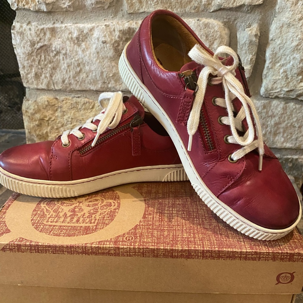 BORN PALOMA red leather sneakers size 9M
